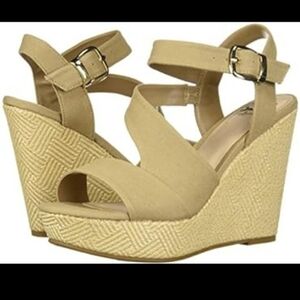 Fergalicious Vantage Wedge Sandals Size 9.5